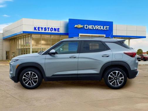 Sterling Gray Metallic 2025 Chevrolet Trailblazer LT