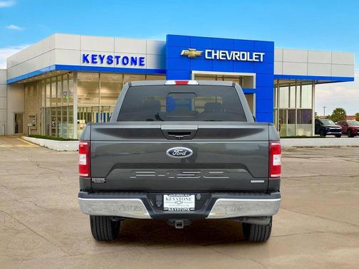 Magnetic Metallic 2018 Ford F-150 Lariat