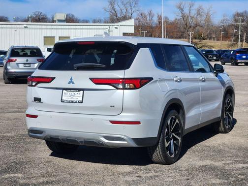 2024 Mitsubishi Outlander SE 2.5 2WD