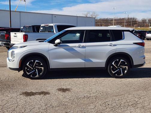 2024 Mitsubishi Outlander SE 2.5 2WD