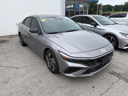 Fluid Metal 2025 Hyundai ELANTRA Sport