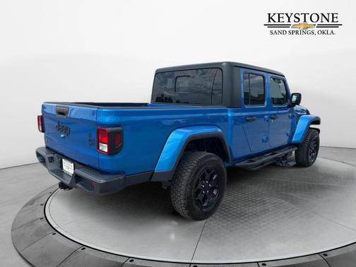 2021 Jeep Gladiator Willys 4x4