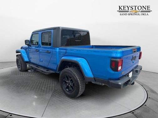 2021 Jeep Gladiator Willys 4x4