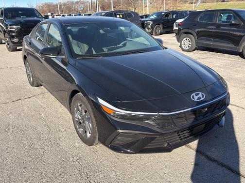 2025 Hyundai ELANTRA HEV Blue