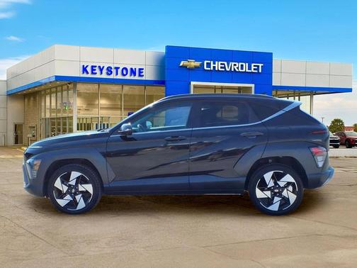 Abyss Black Pearl 2024 Hyundai KONA Limited
