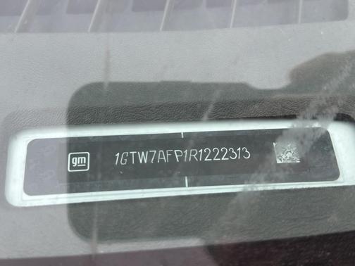 2024 GMC Savana 2500 Work Van