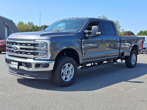 2026 Ford F-350 XLT