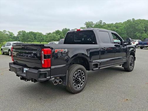 2025 Ford F-250 Platinum