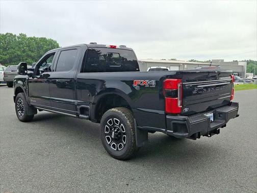 2025 Ford F-250 Platinum