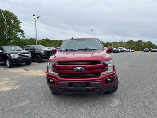 Ruby Red Metallic Tinted Clearcoat 2019 Ford F-150 Lariat