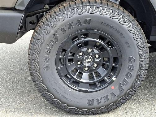 Marsh Gray 2026 Ford Bronco Outer Banks