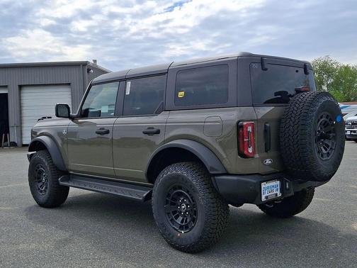Marsh Gray 2026 Ford Bronco Outer Banks