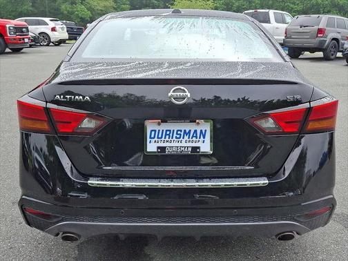2021 Nissan Altima SR FWD