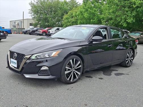 2021 Nissan Altima SR FWD