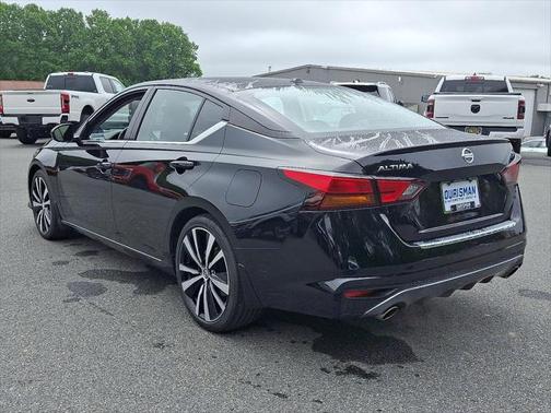 2021 Nissan Altima SR FWD