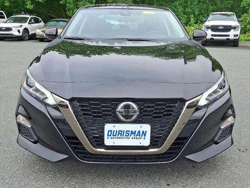 2021 Nissan Altima SR FWD