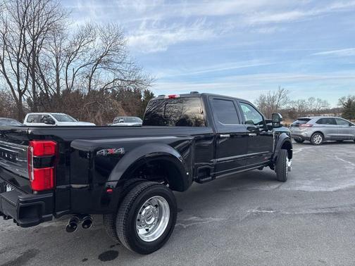 2024 Ford F-450 Platinum