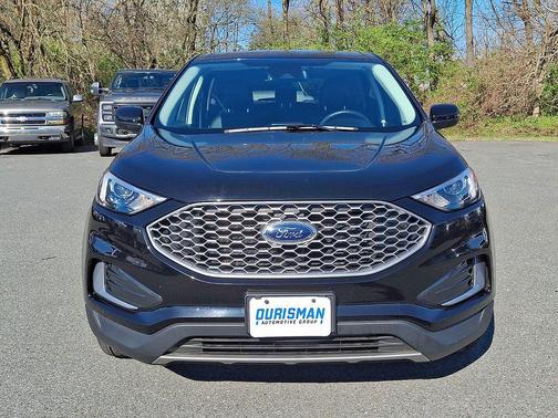 Agate Black Metallic 2024 Ford Edge SEL