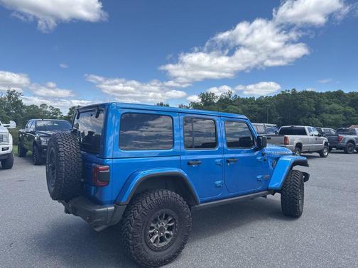 Hydro Blue Pearlcoat 2023 Jeep Wrangler Rubicon 392