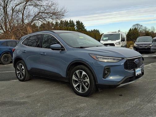 2024 Ford Escape Platinum