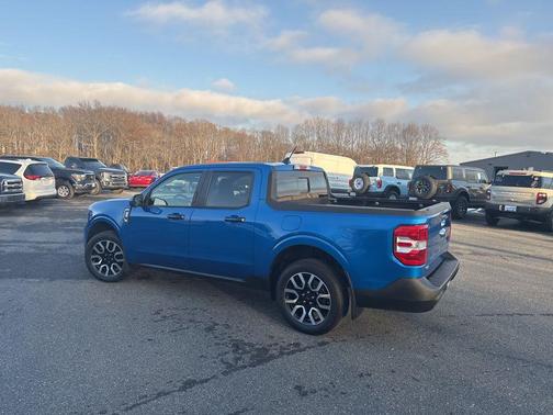 2022 Ford Maverick Lariat