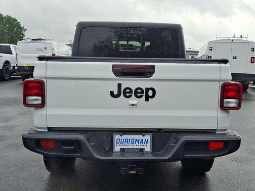 2022 Jeep Gladiator Altitude 4x4