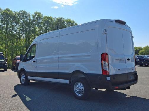 Oxford White 2026 Ford Transit-250 Base