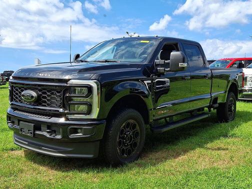 Agate Black Metallic 2026 Ford F-350 XLT