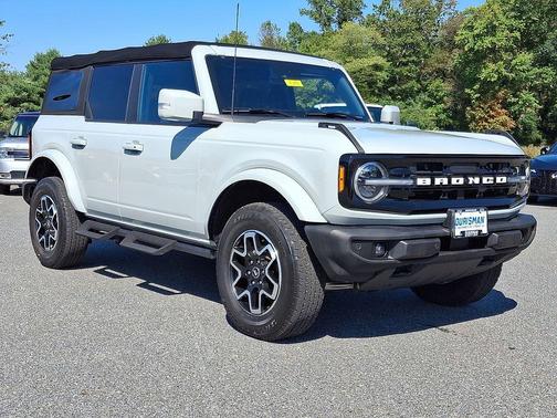 2023 Ford Bronco Outer Banks
