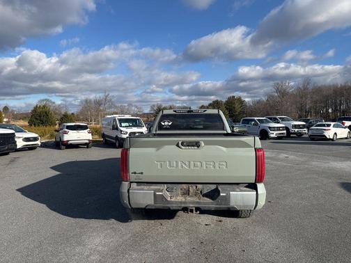 2022 Toyota Tundra SR5