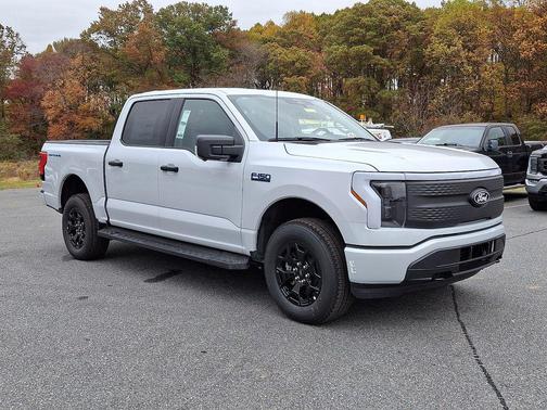 2025 Ford F-150 Lightning XLT
