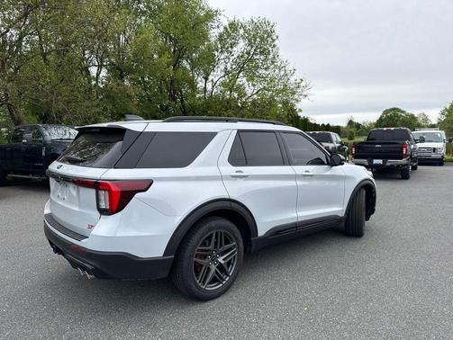 Space White Metallic 2026 Ford Explorer ST