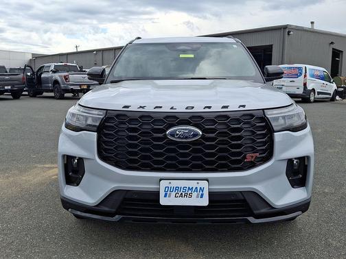 Space White Metallic 2026 Ford Explorer ST