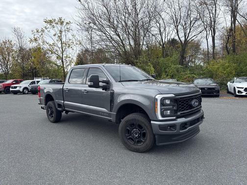 2023 Ford F-350 XLT