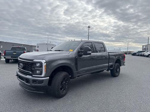 2023 Ford F-350 XLT