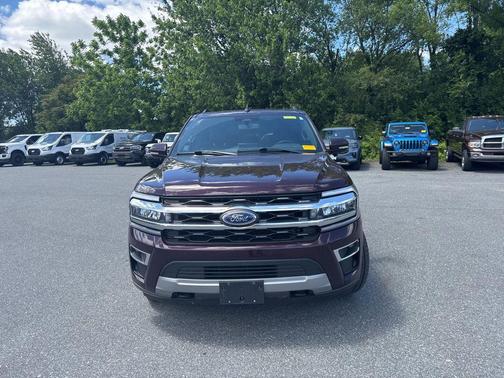 Jewel Red Metallic Tinted Clearcoat 2024 Ford Expedition Limited