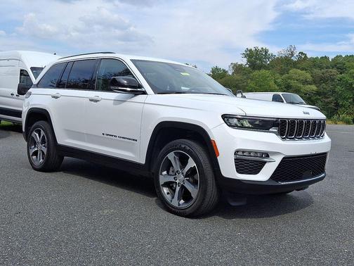 2023 Jeep Grand Cherokee 4xe Base