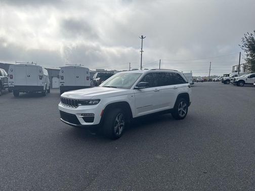 2023 Jeep Grand Cherokee 4xe Base
