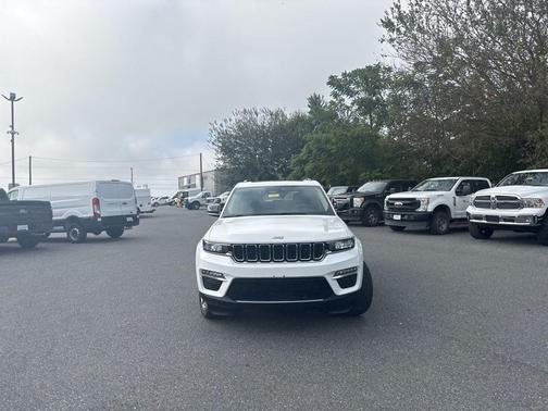 2023 Jeep Grand Cherokee 4xe Base
