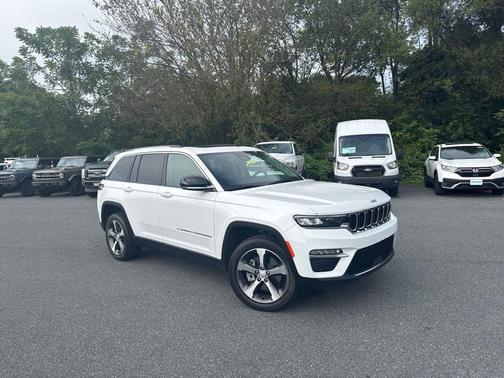 2023 Jeep Grand Cherokee 4xe Base