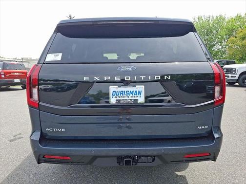 2025 Ford Expedition Max Active 4x4
