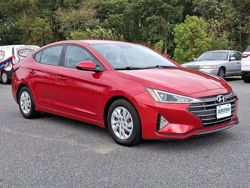 2020 Hyundai ELANTRA SE