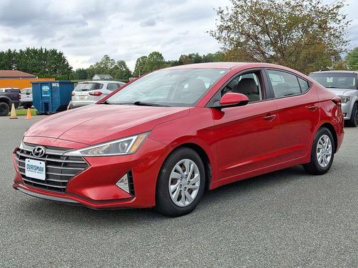 2020 Hyundai ELANTRA SE
