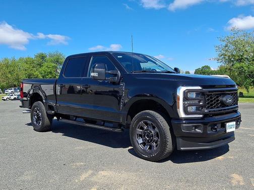 Agate Black Metallic 2024 Ford F-250 Lariat