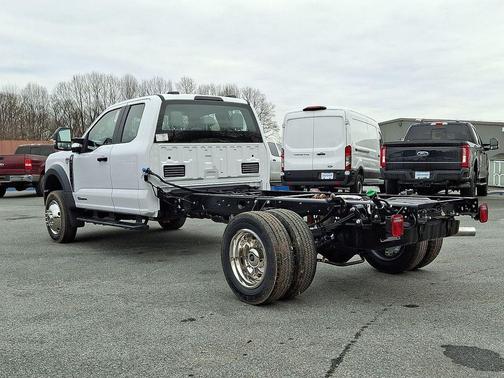 2026 Ford F-450 DRW