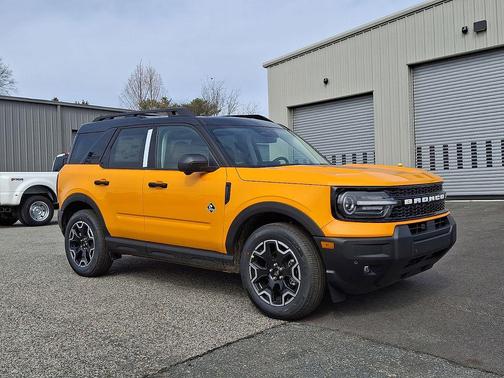 Orange Fury Metallic Tri-Coat 2026 Ford Bronco Sport Outer Banks