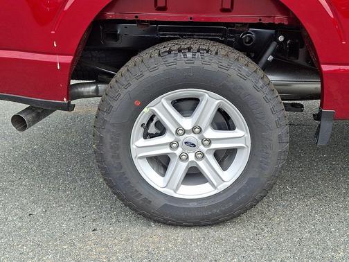 Ruby Red Metallic Tinted Clearcoat 2026 Ford F-150 XLT
