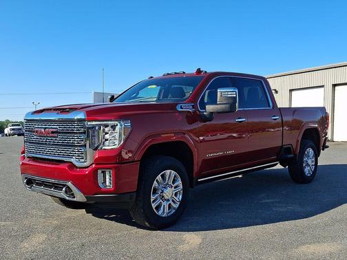 Cayenne Red Tintcoat 2022 GMC Sierra 3500 Denali