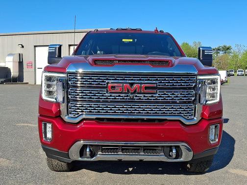 Cayenne Red Tintcoat 2022 GMC Sierra 3500 Denali
