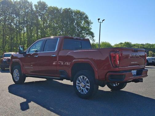 Cayenne Red Tintcoat 2022 GMC Sierra 3500 Denali